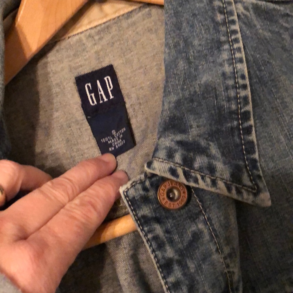 Gap Jean Jacket - Picture 3 of 5